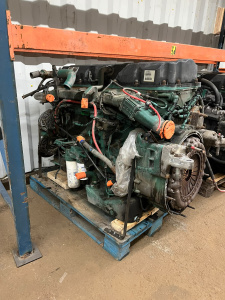Volvo D9B380 moottori 2